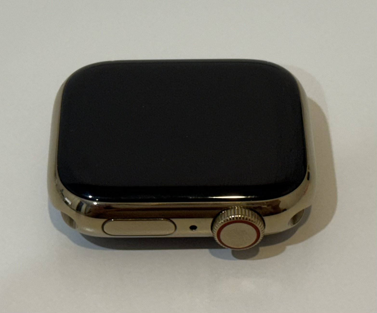 Apple Watch Series 8 41MM GPS + Cellular (Unlocked) Gold Stainless Steel A2772