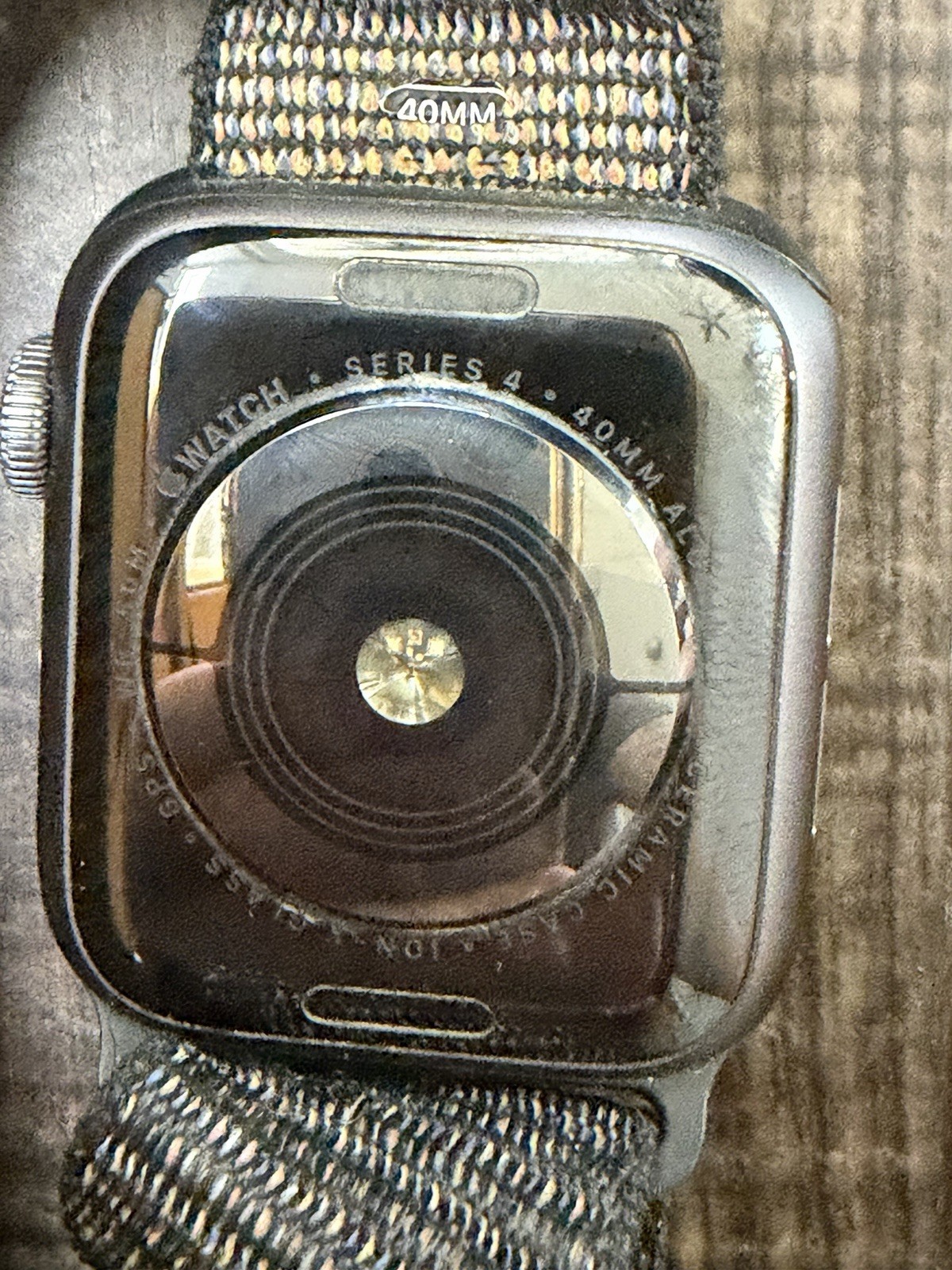 Apple Watch Series 4 40mm Aluminum Case Unlocked