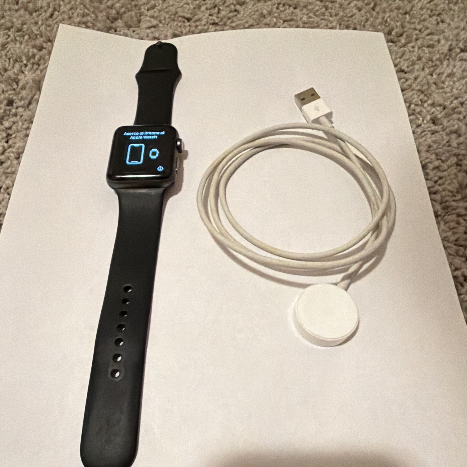 Apple Watch Series 3 42mm Space Gray Aluminum GPS 8GB Black Band