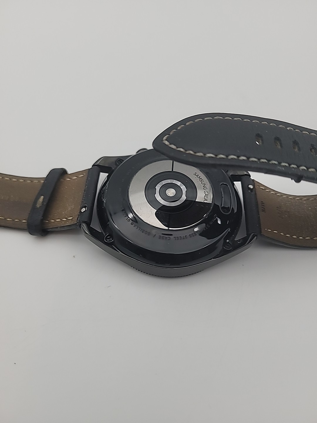 Samsung Galaxy Watch3 SM-R840 45mm Stainless Steel Case with Leather Strap