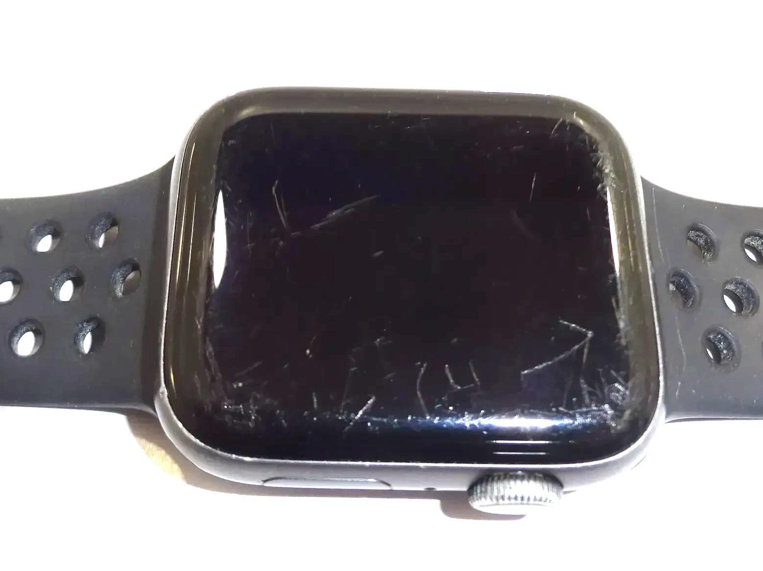 APPLE Watch Series 4 GPS – 44MM Aluminum Case A1978 – Black
