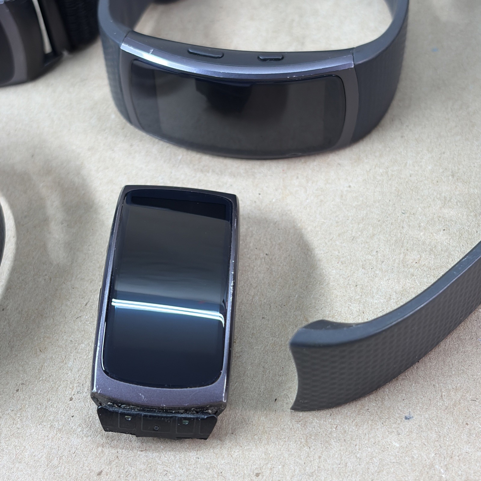 FOR PARTS Lot of 6 Samsung Gear Fit2 SM-R360 Smart Fitness Tracker Watches READ