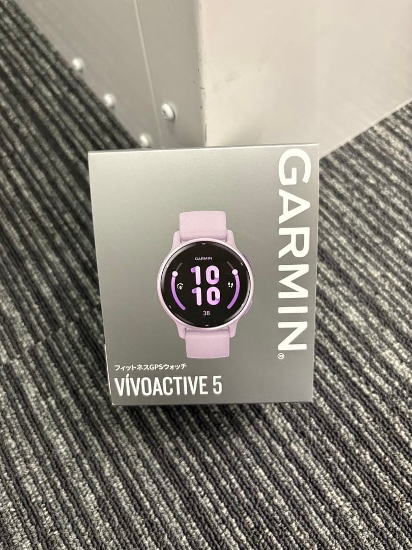 Garmin Vivosmart 5 GPS Smartwatch Ivory/Cream Gold New Open Box