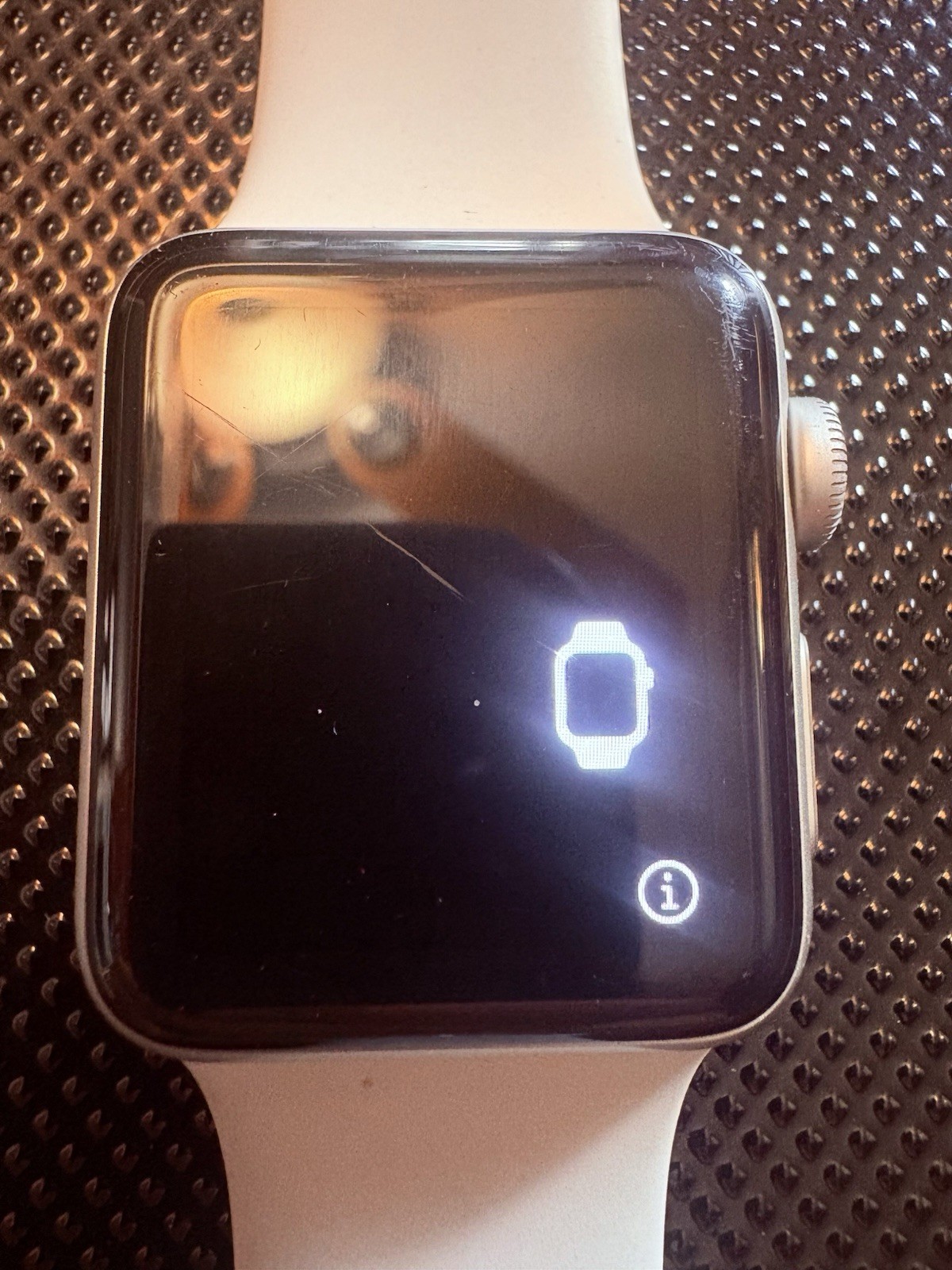 Apple Watch Series 3 38mm Aluminum Light Gray Band, Small Scratch In Screen.