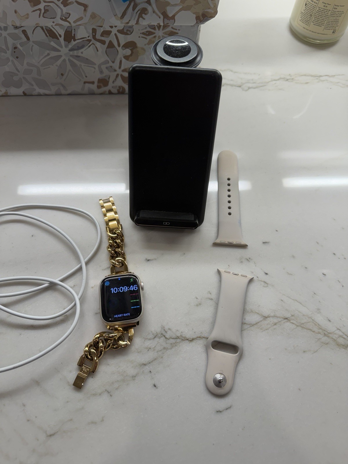 Apple Watch Series 8 BUNDLE