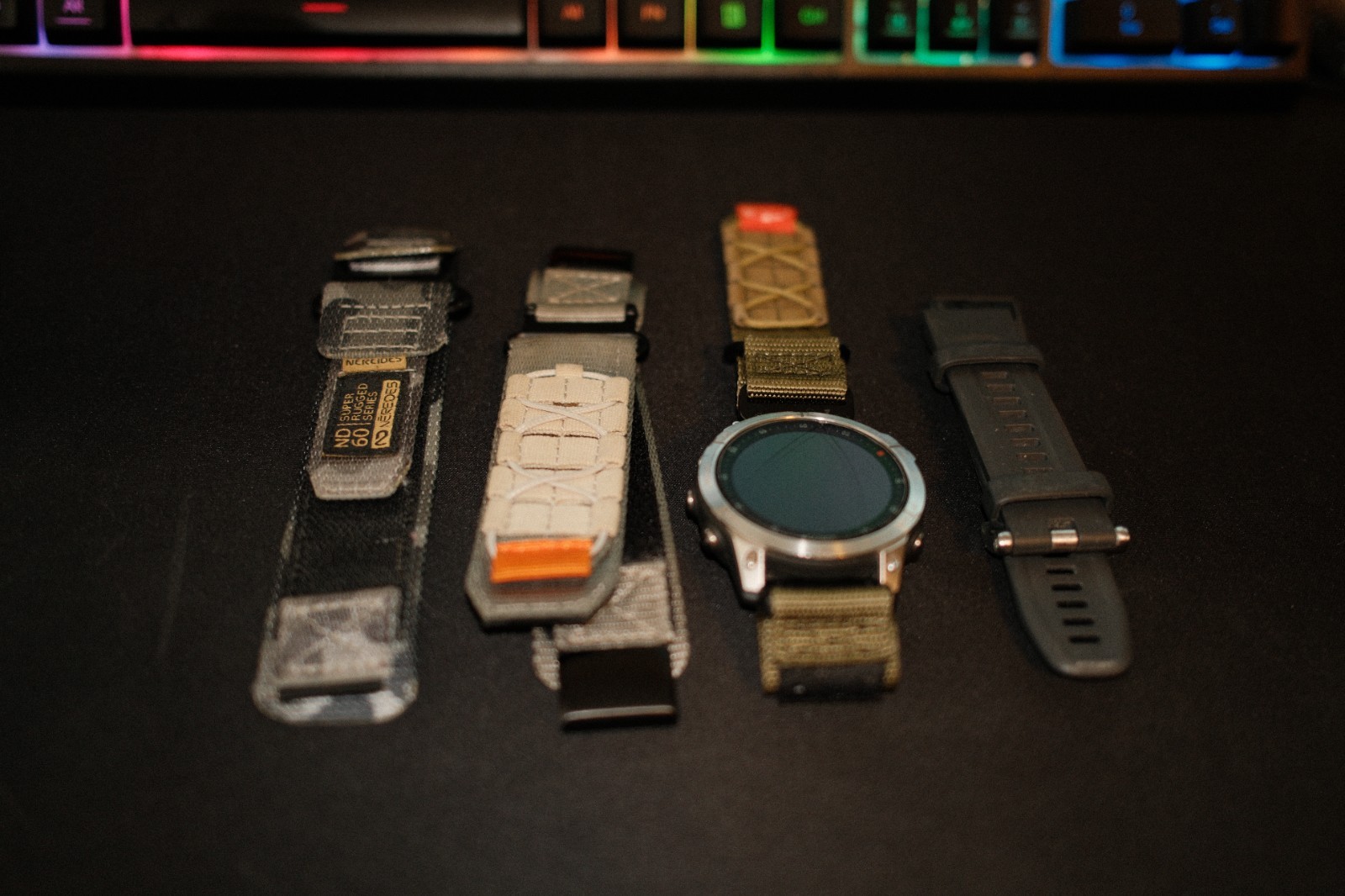 Garmin Premium Active Smartwatch Epix Gen 2 GPS Fitness