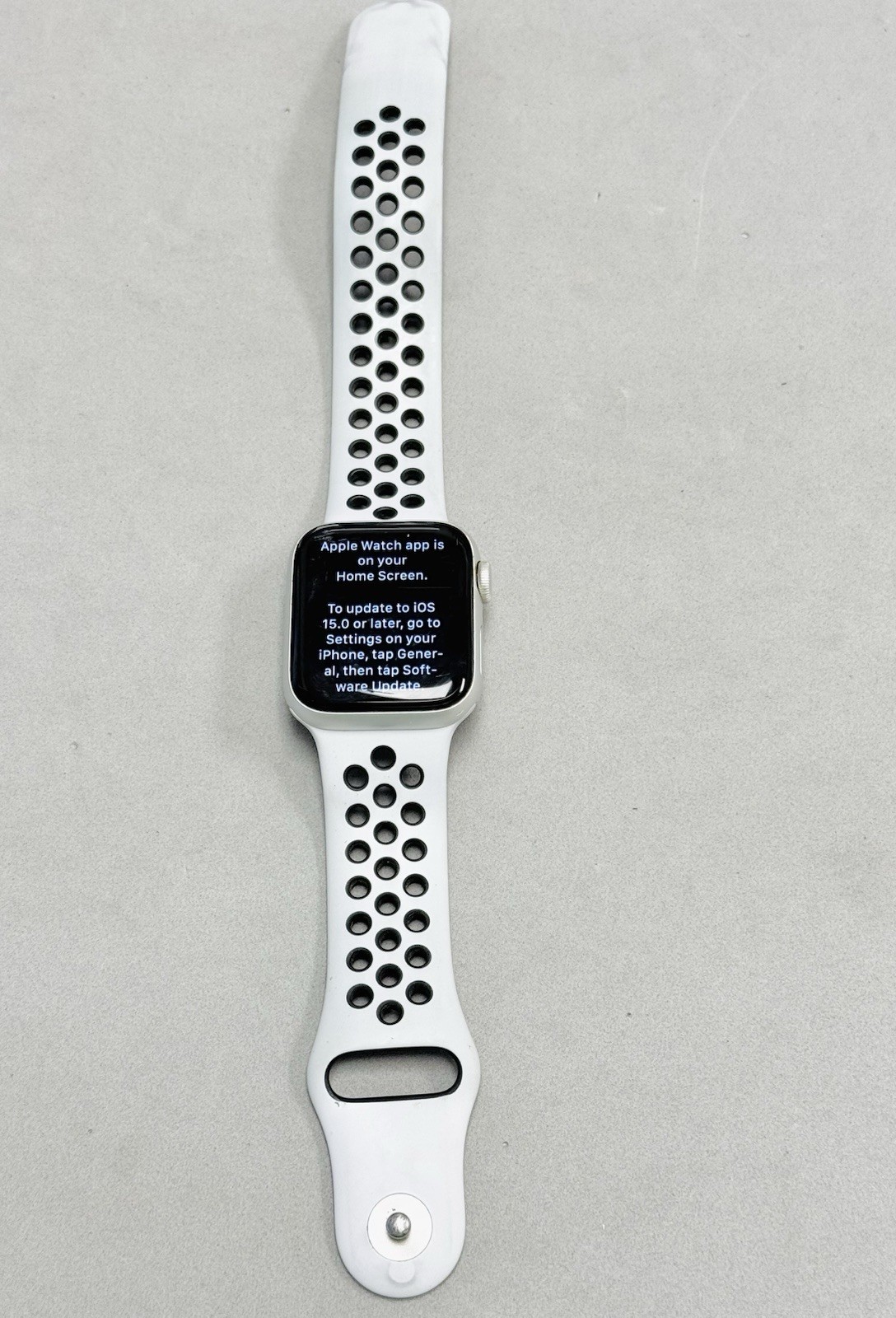 Apple Watch SE (40mm) Nike Edition GPS – Silver Aluminum