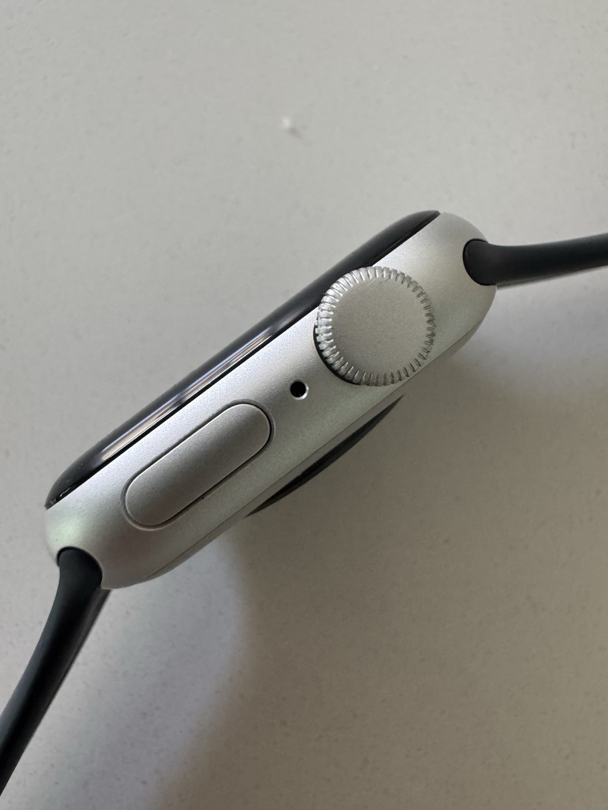 Apple Watch SE 40mm GPS – Silver – 94% Battery – Great Condition