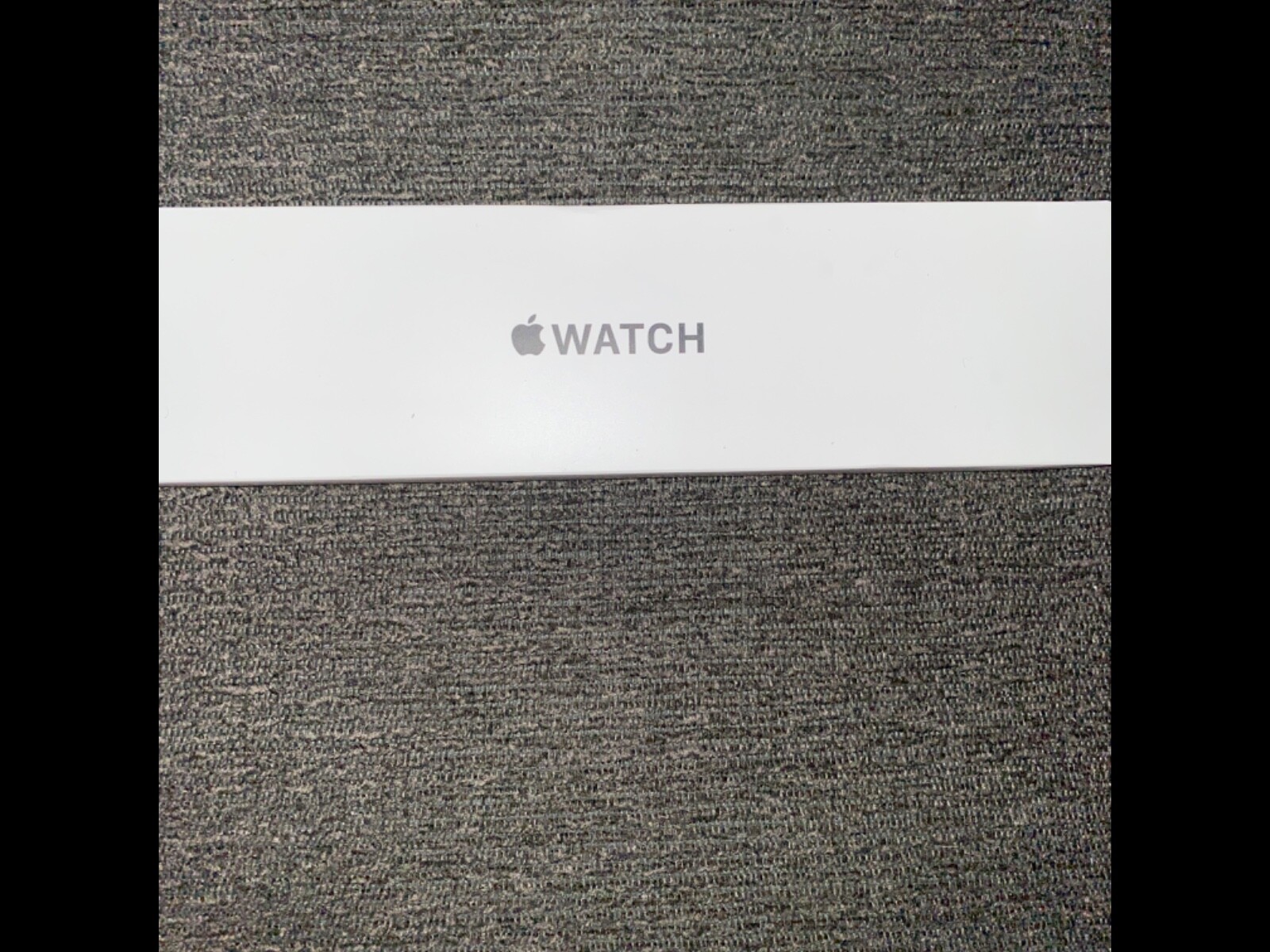 Apple Watch SE 44mm Space Gray Aluminum Case with Black Sport Band – Regular… 