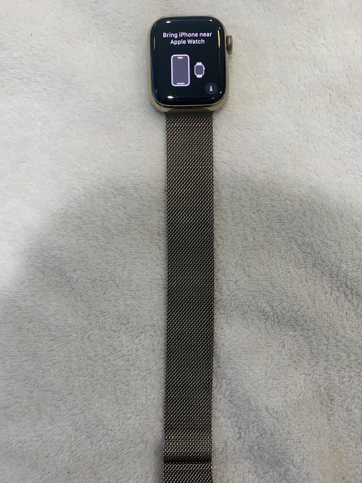 Apple Watch (Series 7) 41MM Gold Stainless Steel Unlocked (LTE) w/ Band