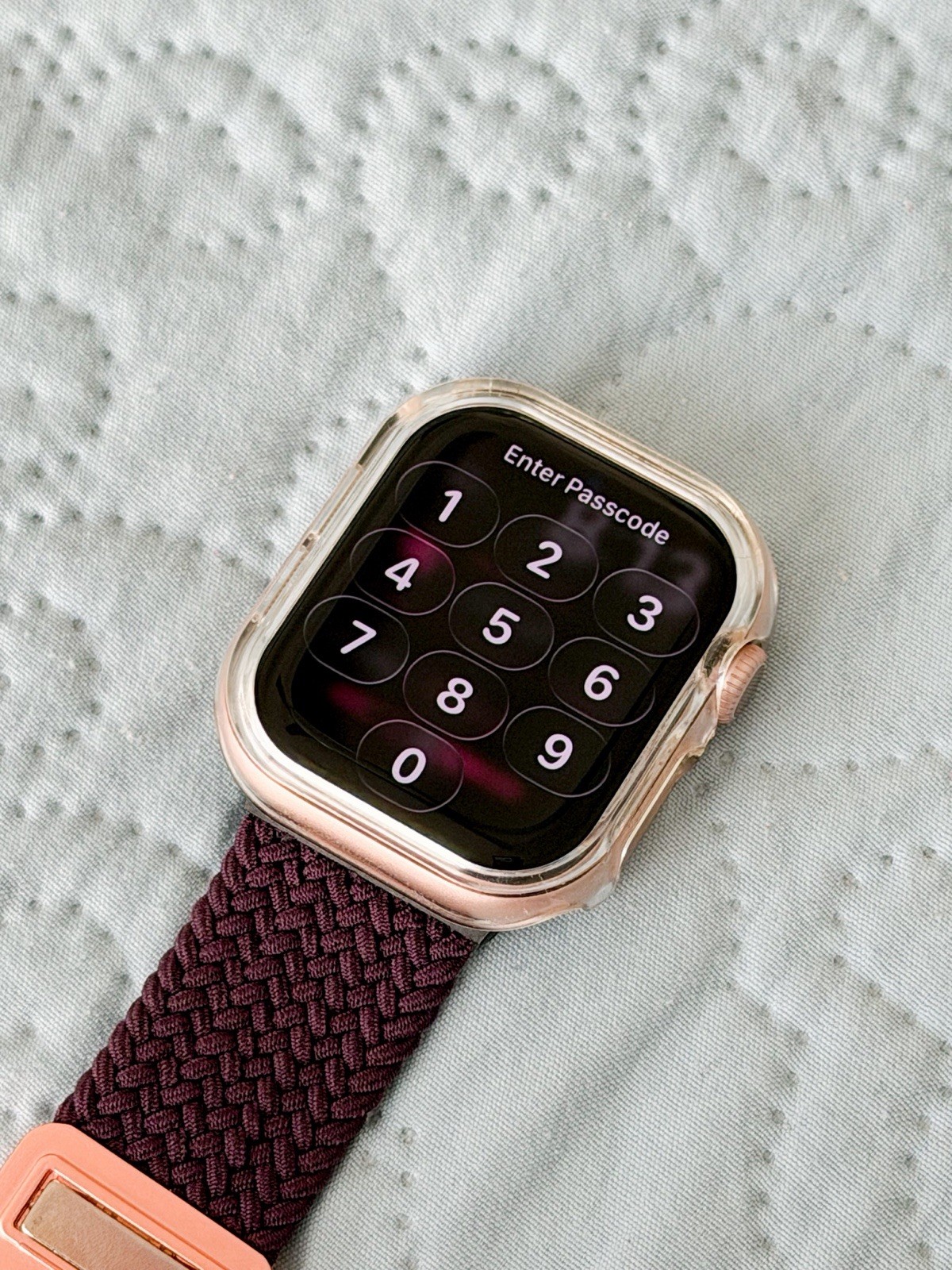 Apple Watch Series 10 42mm GPS Unlocked with clear Case Purple magnetic Band