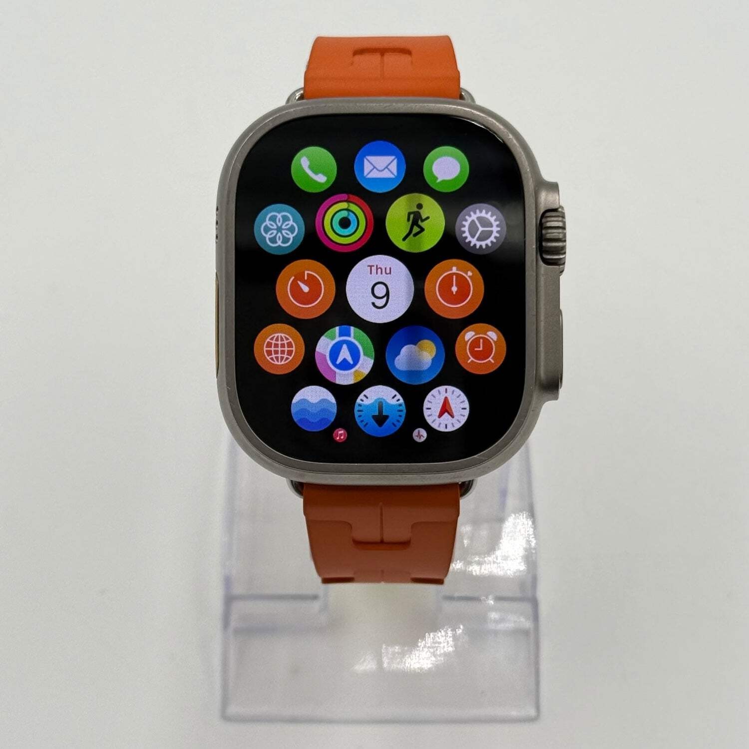 Unlocked Apple Watch Ultra 2 Hermès 49MM Natural Titanium With Orange Kilim Sing