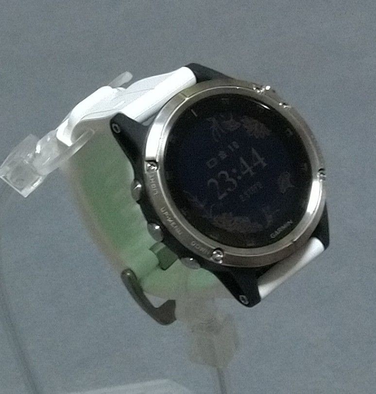 GARMIN fenix 5 PLUS Smartwatch Green Titanium Case GPS Sport Watch Used