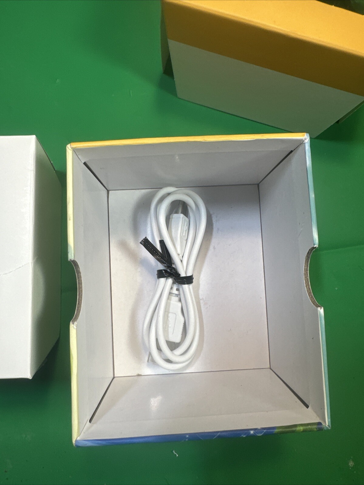 Techcomm V15 kids smart watch No instructions P-024