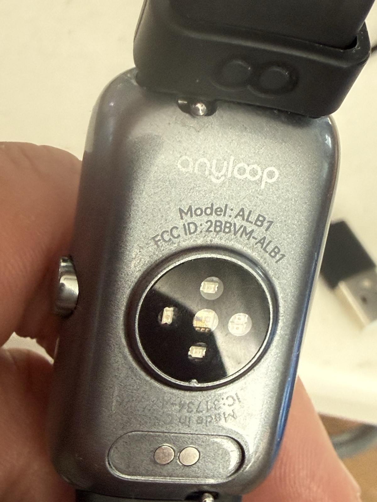 Anyloop Watch Compatible Andriod IOS, Model ALB1, Working Great