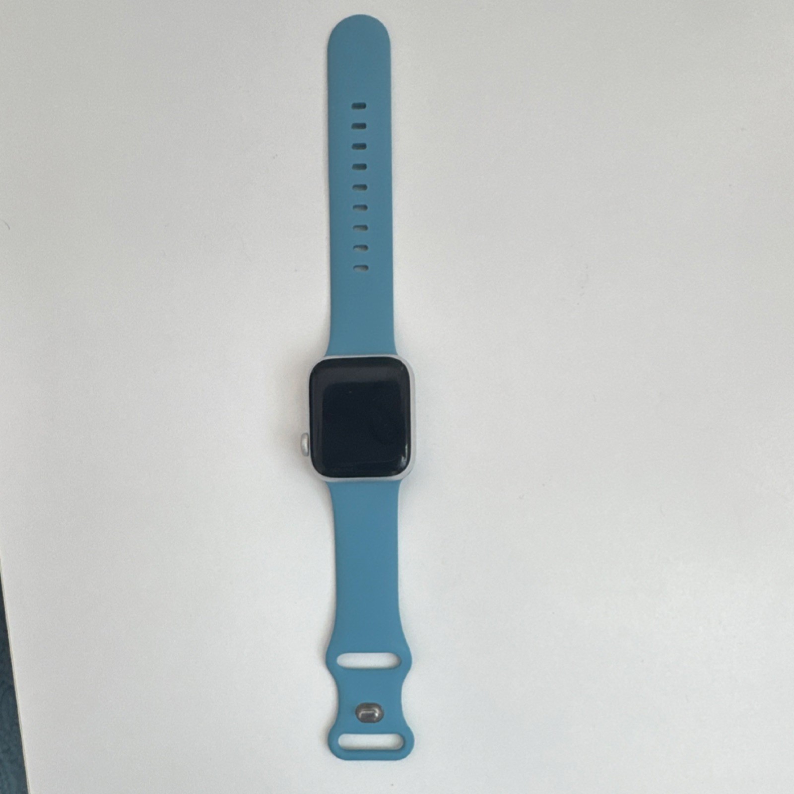 Apple Watch 44mm Silver Aluminum Case Blue Silicone Band Heart Rate Sensor iOS