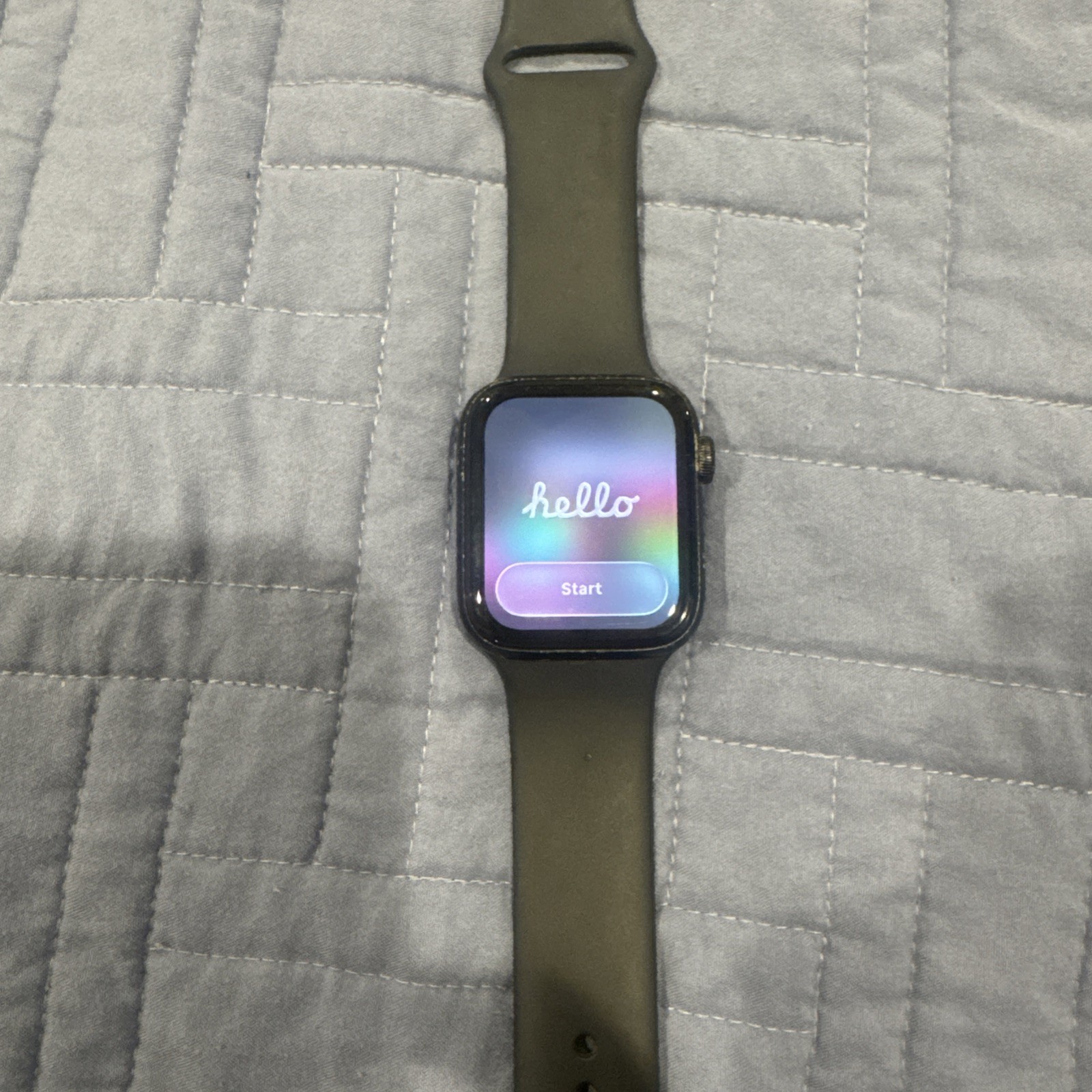 GPS Only Apple Watch SE 2nd Gen 44MM Midnight Aluminum Black Sport Band