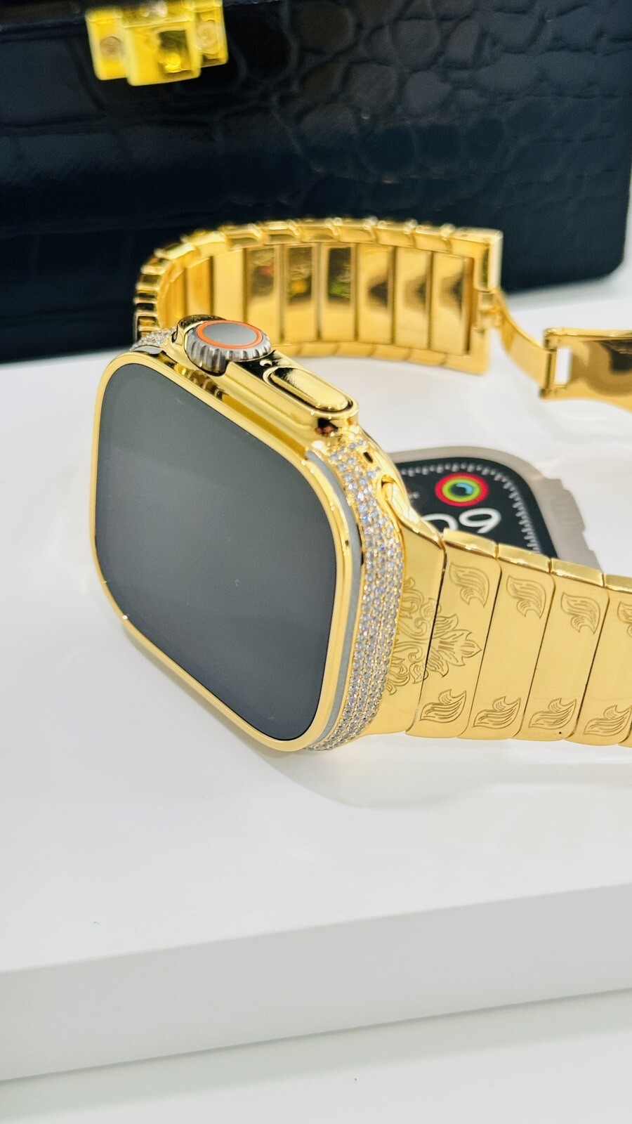 24k Gold Plated Apple Watch ULTRA 3 49mm Zircon Diamonds Engraved 24k Gold Band