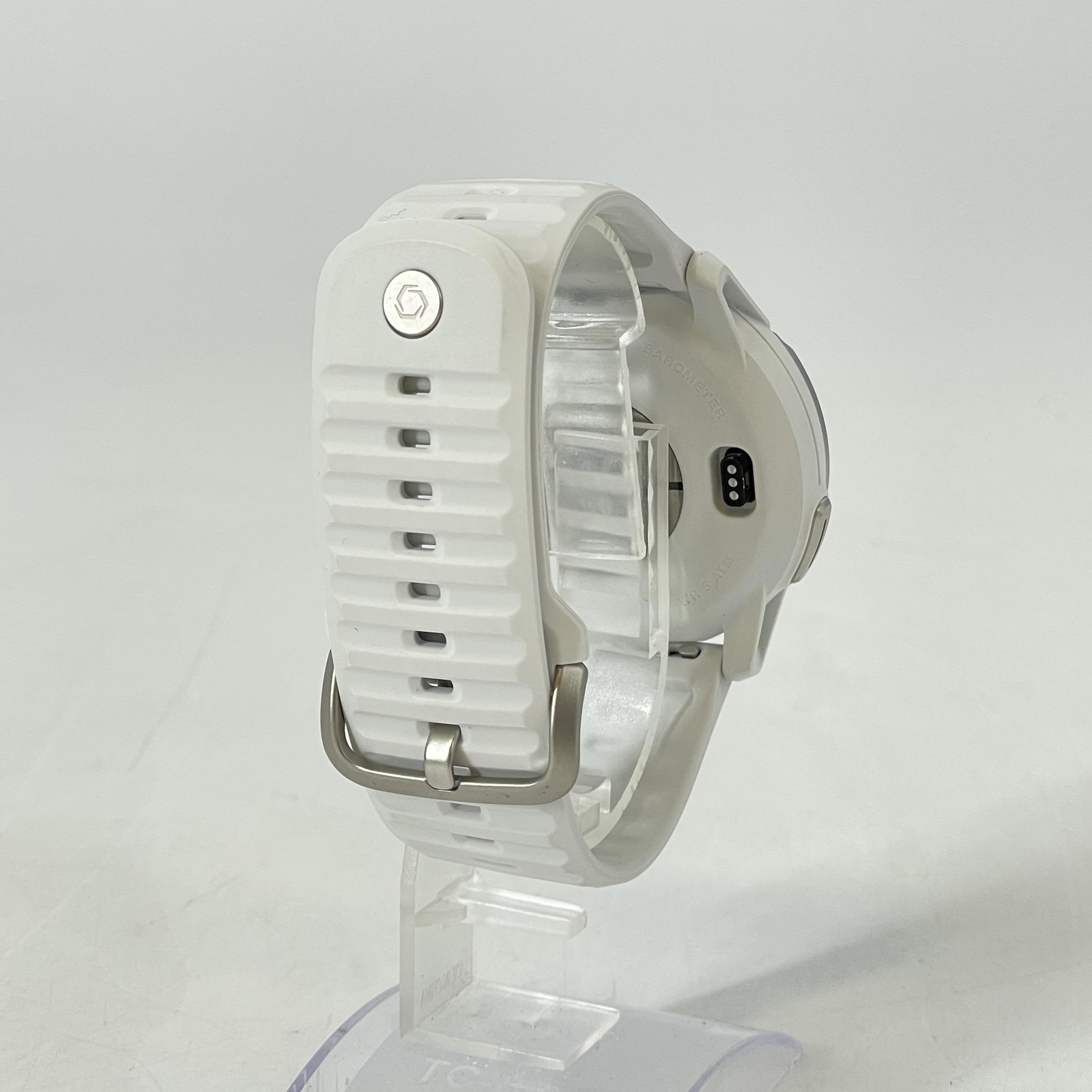 COROS APEX 4 46mm (GPS) w/ White Silicone Band – Excellent Condition