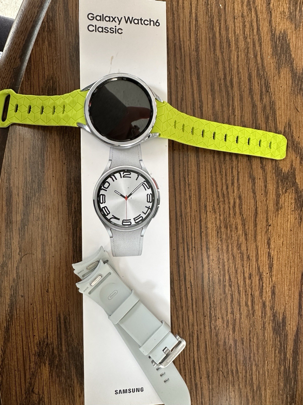 Samsung Galaxy Watch6 Classic 47mm with Hybrid Band – Silver (Bluetooth)