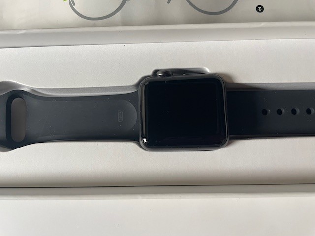 APPLE WATCH – SERIES 3 (GPS) – 38mm – 8gb – Black – EUC – FREE SHIP!!