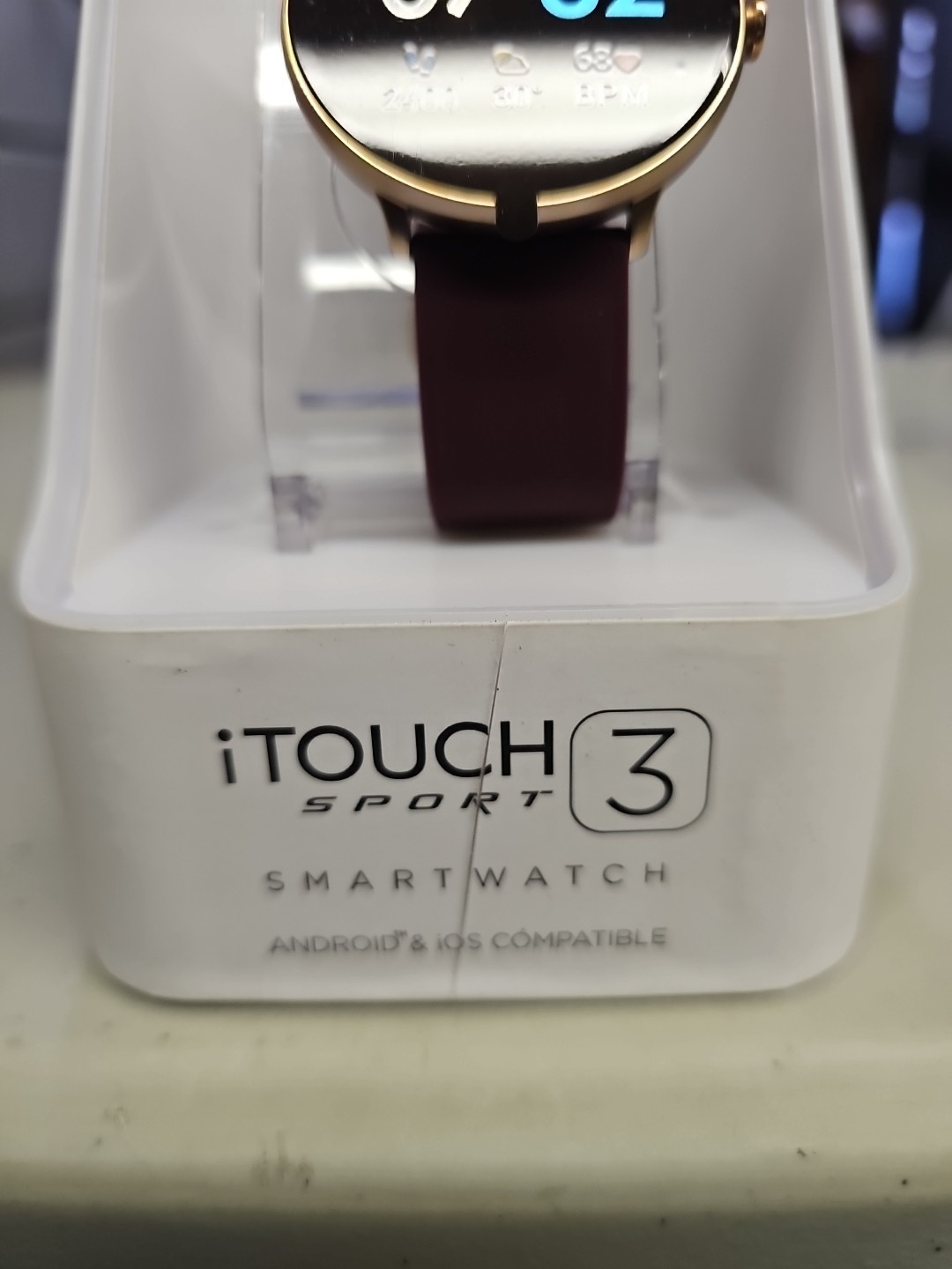 iTouch Sport 3 Smart Watch Fitness Tracker Plum Band New in Protective Case. A1