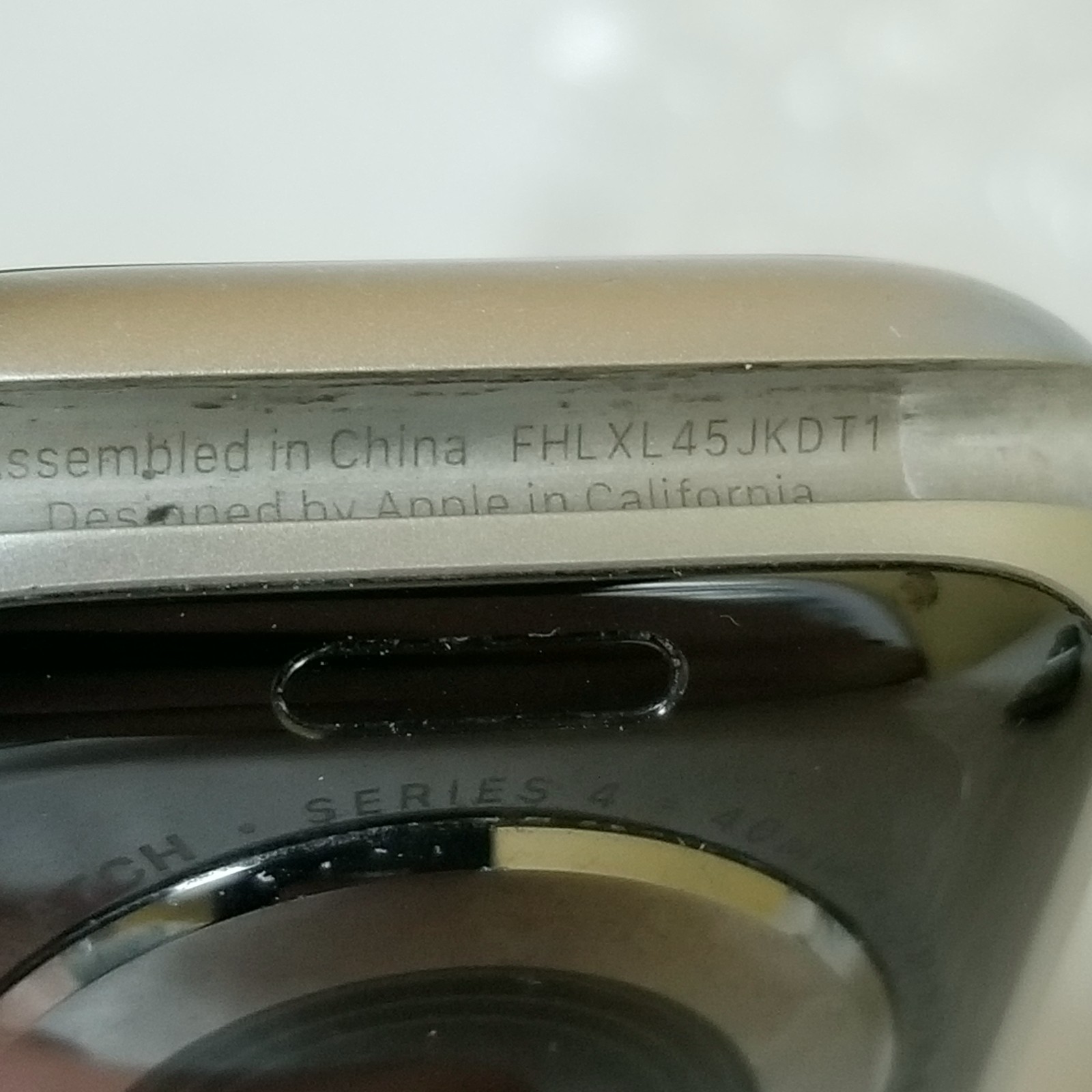 Series 4 Apple Watches (Display errors) – For Parts or Repair