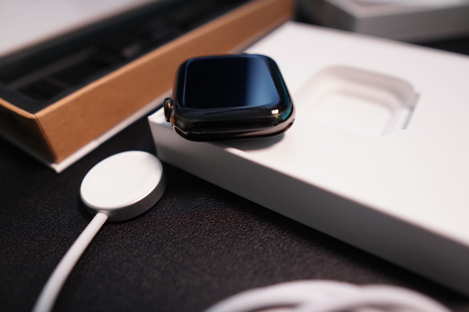 Apple Watch Series 8 [GPS, Cellular, 45mm] Stainless Steel 87% Battery w/ Straps