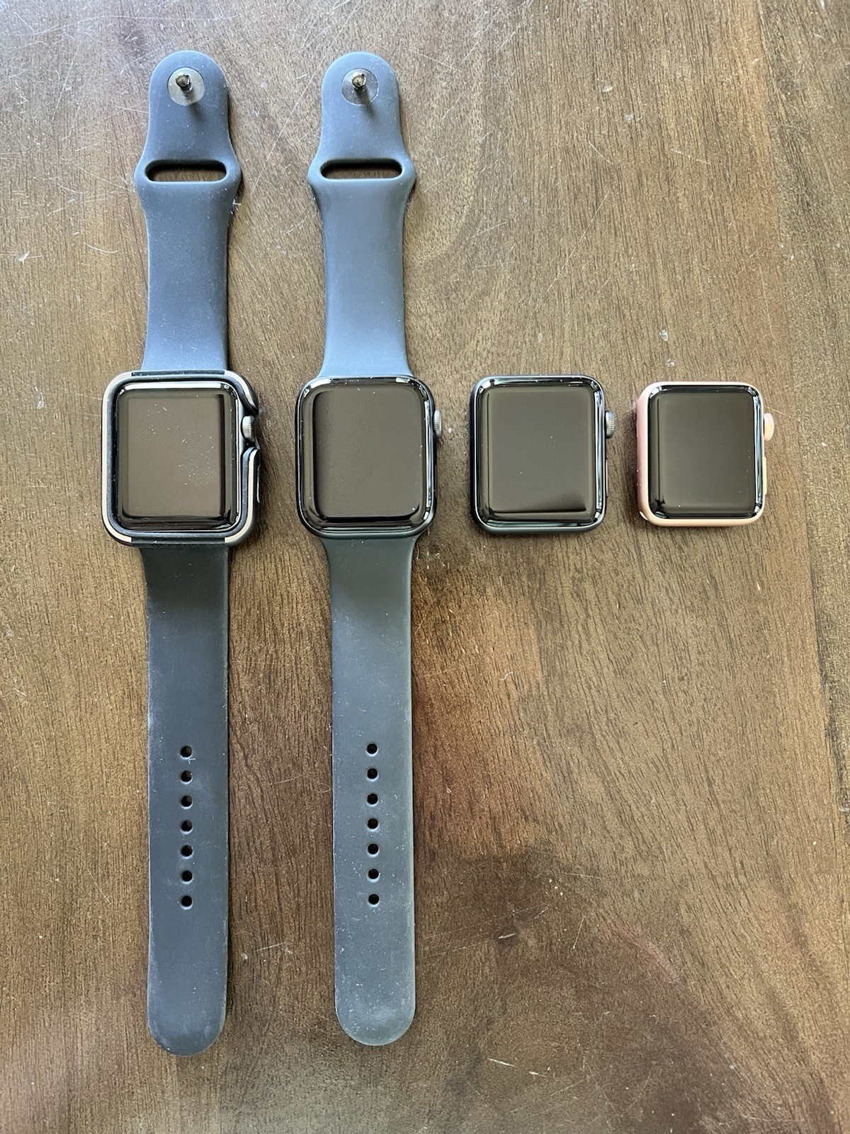 LOT OF 4 – Apple Watch Gen Series 5 3 1 – FOR PARTS / ACCOUNT LOCKED
