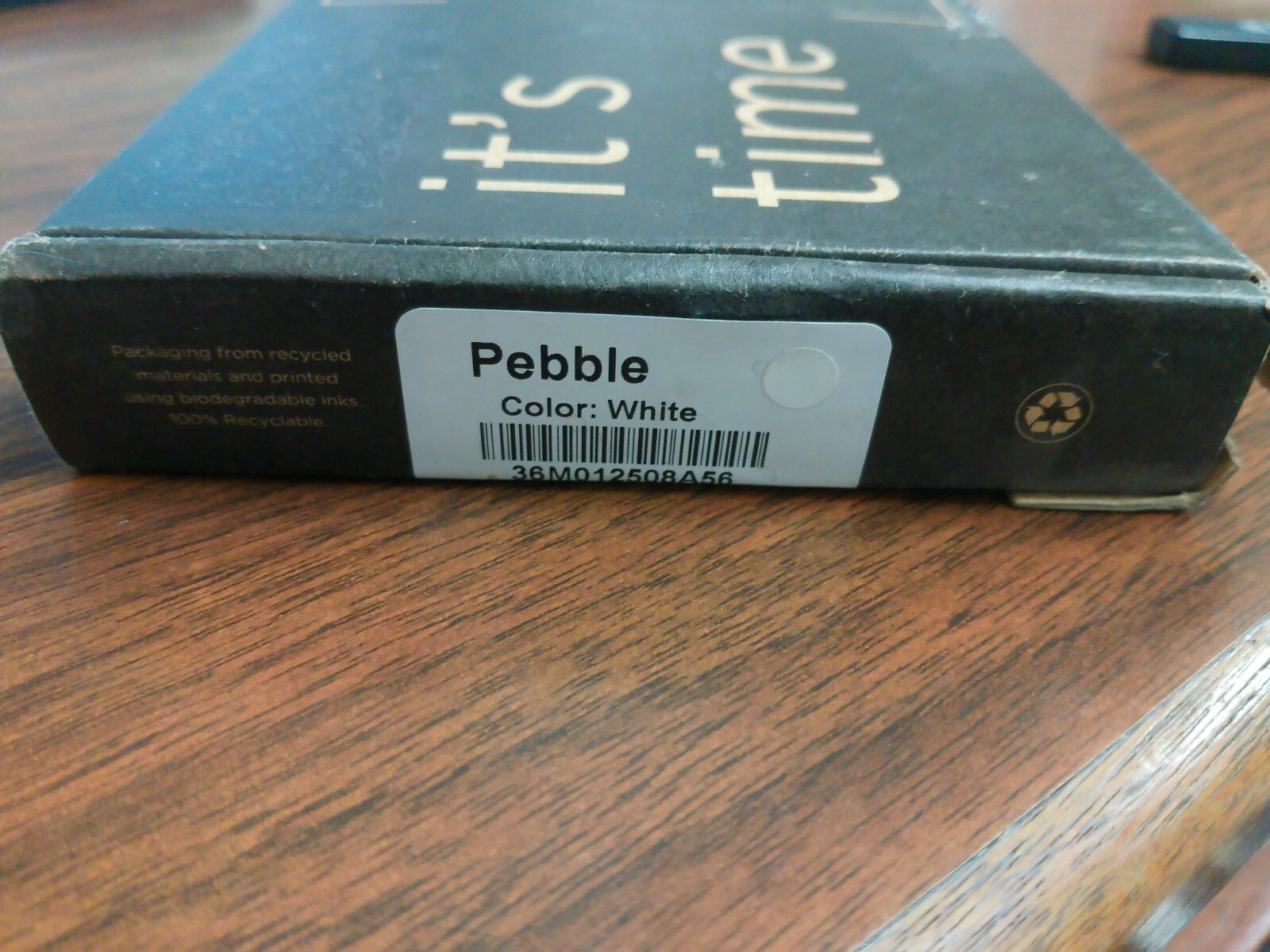 Pebble Classic Smartwatch 301WH kick Starter brand new but dead battery!
