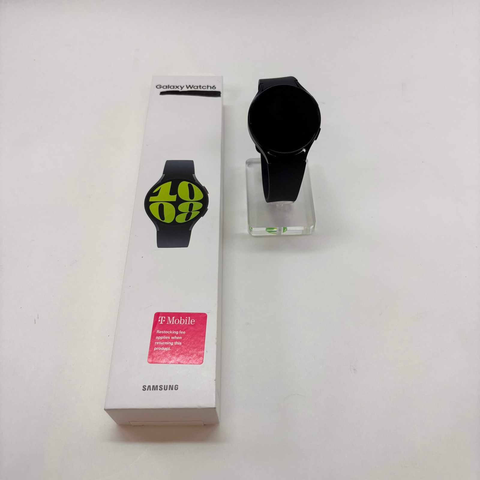 Broken Unlocked Samsung watch 6 Aluminum