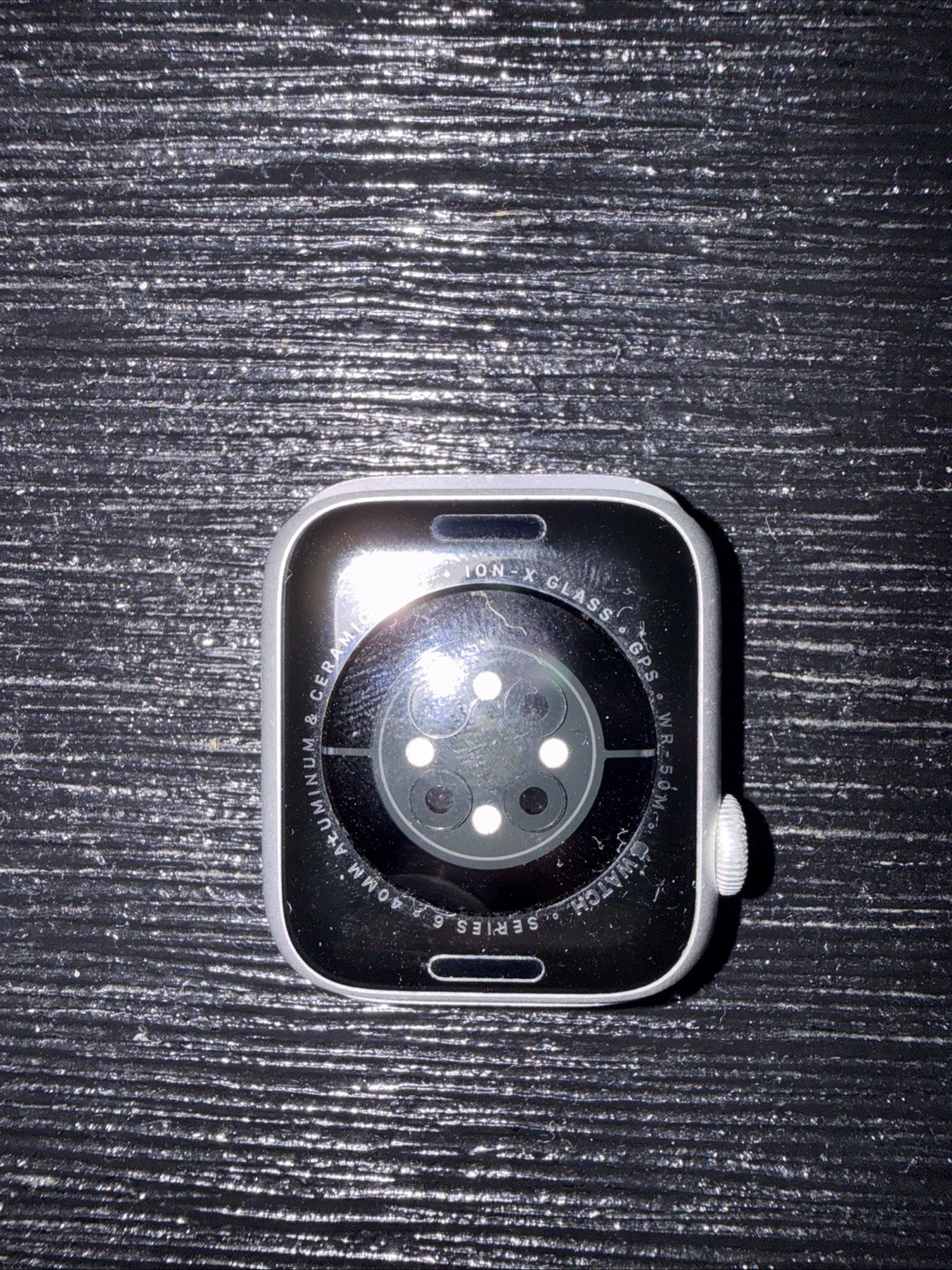 Apple Watch Series 6 40mm Silver Aluminum & Ceramic GPS No Band WR 50M – As Is