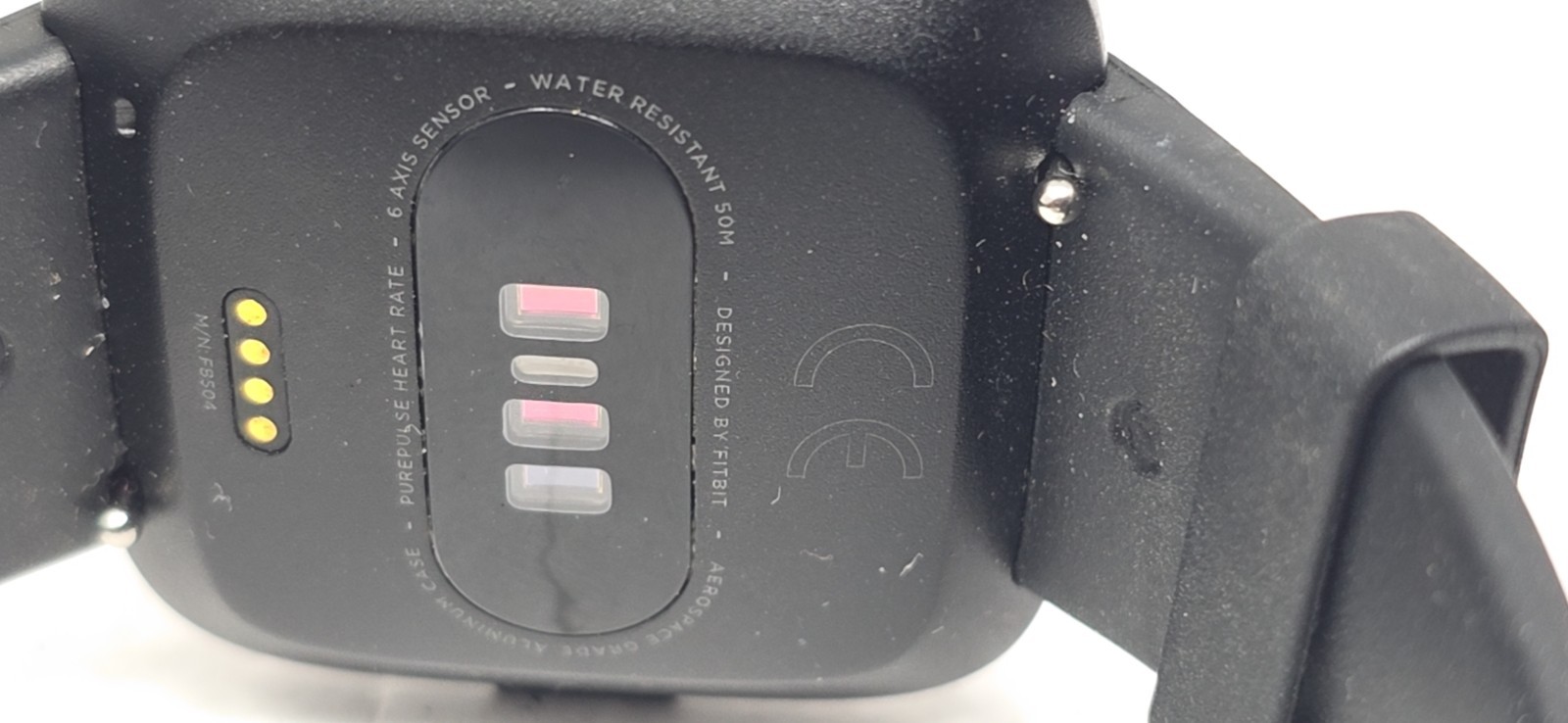 Fitbit Versa Smart Watch Fitness Tracker FB504 Activity Tracker