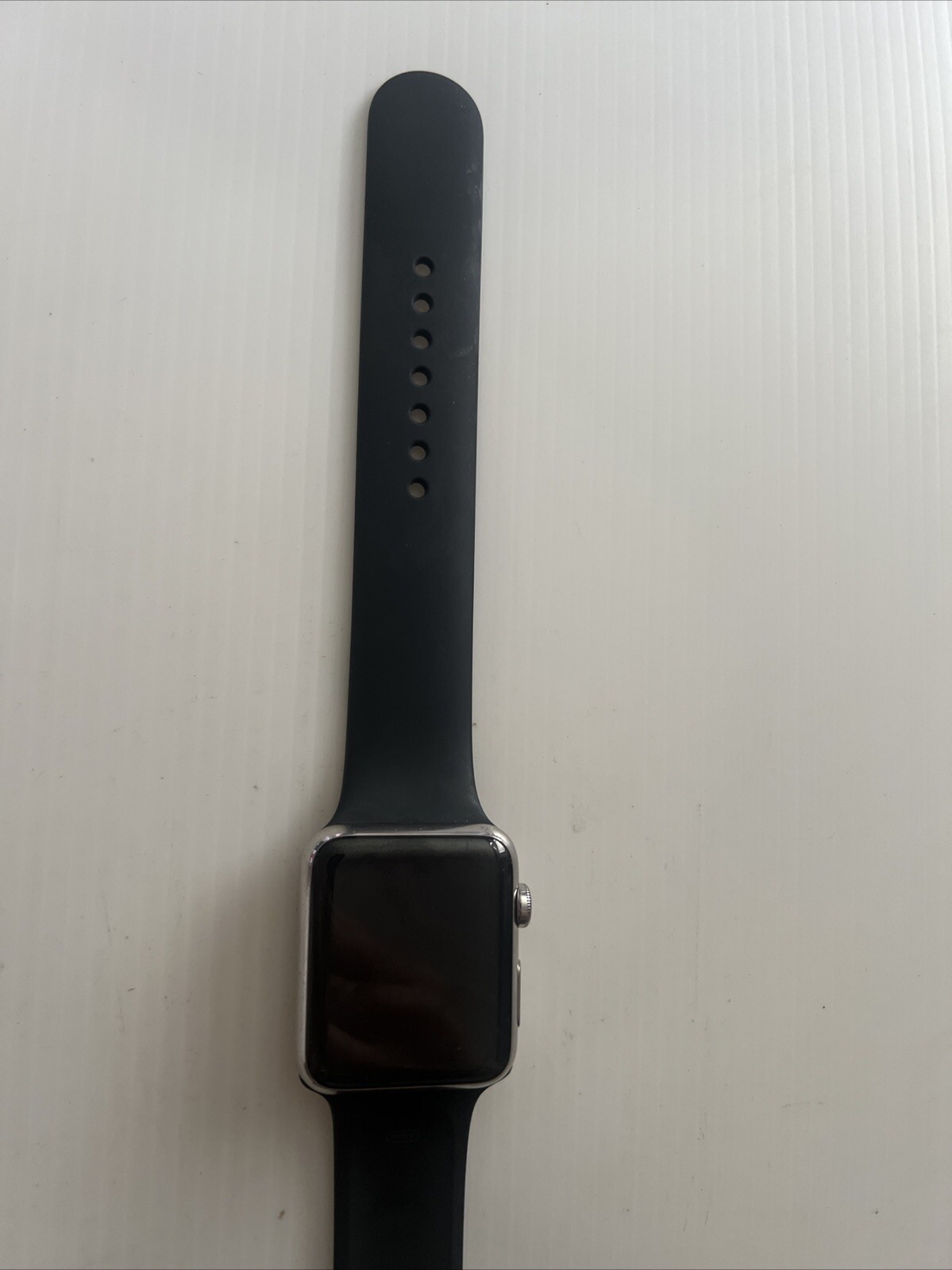 Apple Watch Sport Series 7000 42mm Space Gray – Black Sports Band (FOR PARTS)