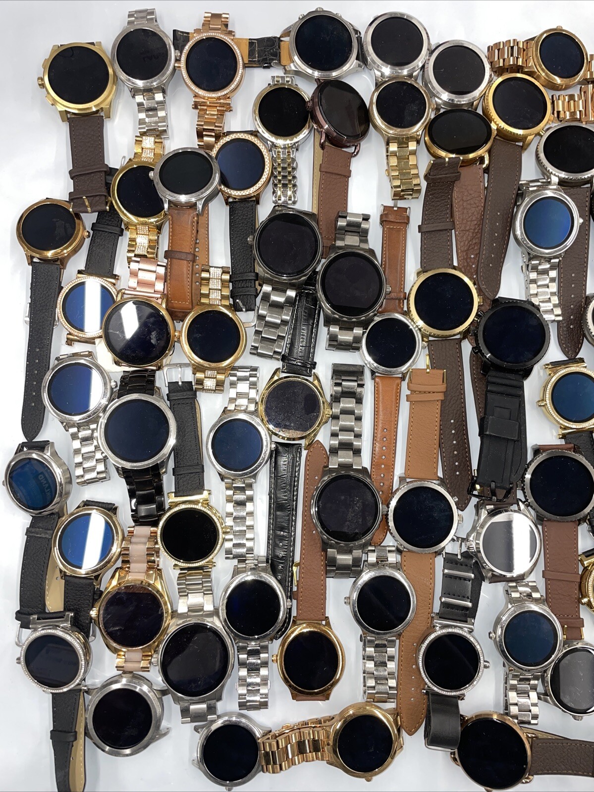 Wholesale watch lot of Fossil/Michael Kors Gen 3 Smart Watch Qty 100 Sku LAN24