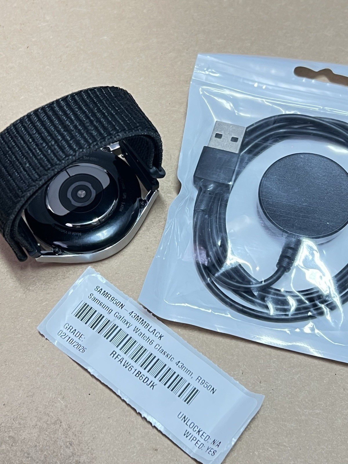 Samsung Galaxy Watch6 Classic 43mm Smartwatch – GPS-LTE (SM-R950N)