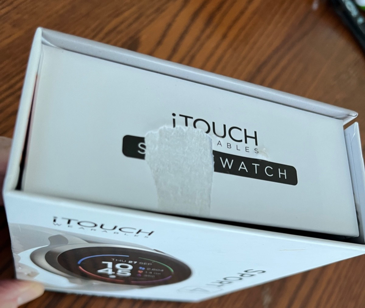 I Touch 4 WITH IT sport heal and fitness smart watch