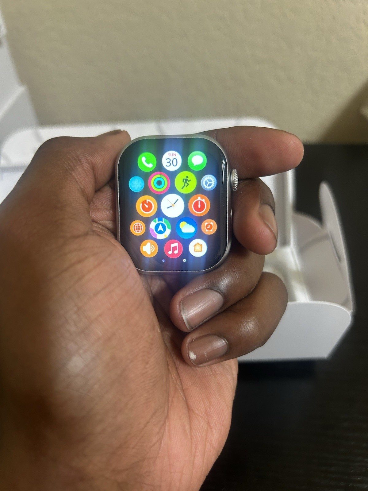 Apple Watch Series 10 – 46mm – Aluminum Silver – GPS – Pink/Rose Gold Band
