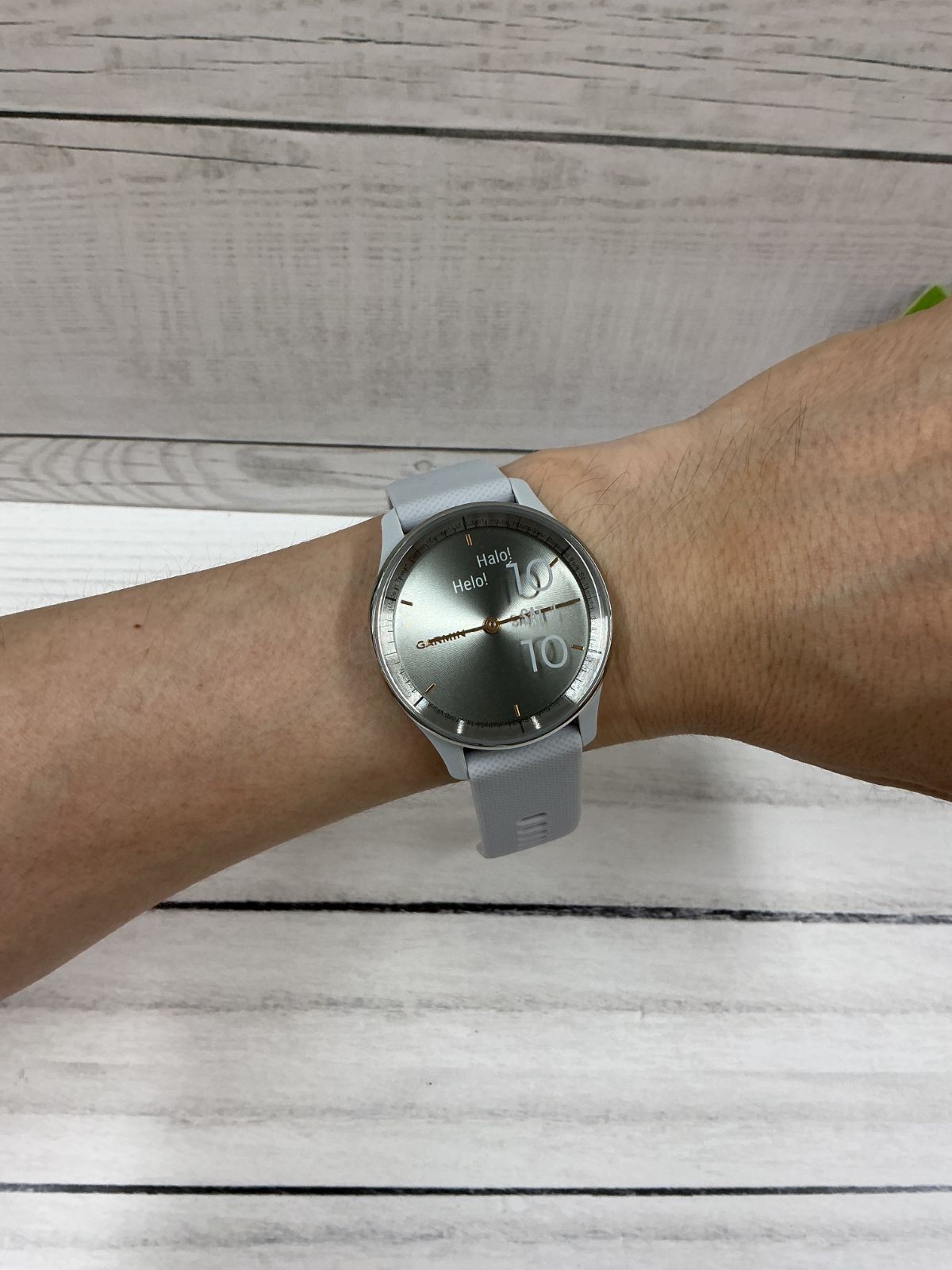 Garmin Vivomove Trend Smartwatch Stainless Steel Case Silicone Band 5ATM Waterpr