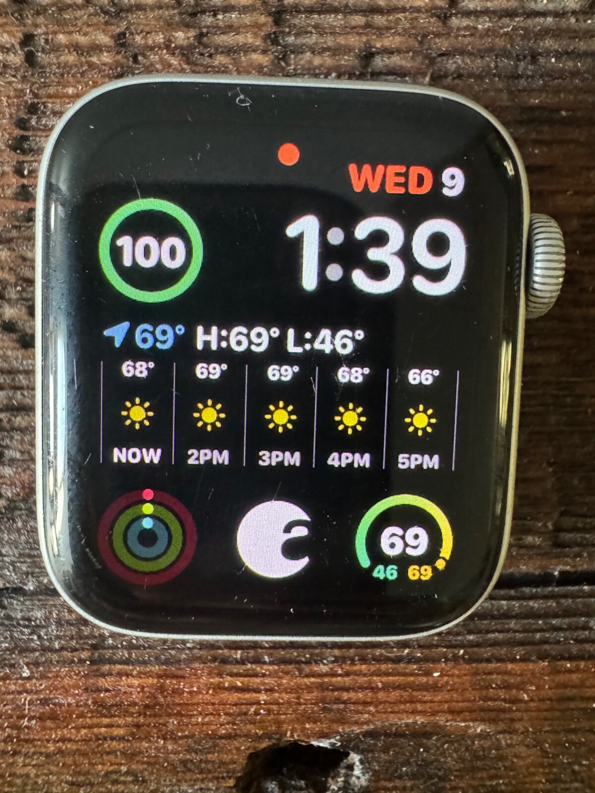Apple watch SE 40mm Aluminum & Ceramic. GPS/NO cellular