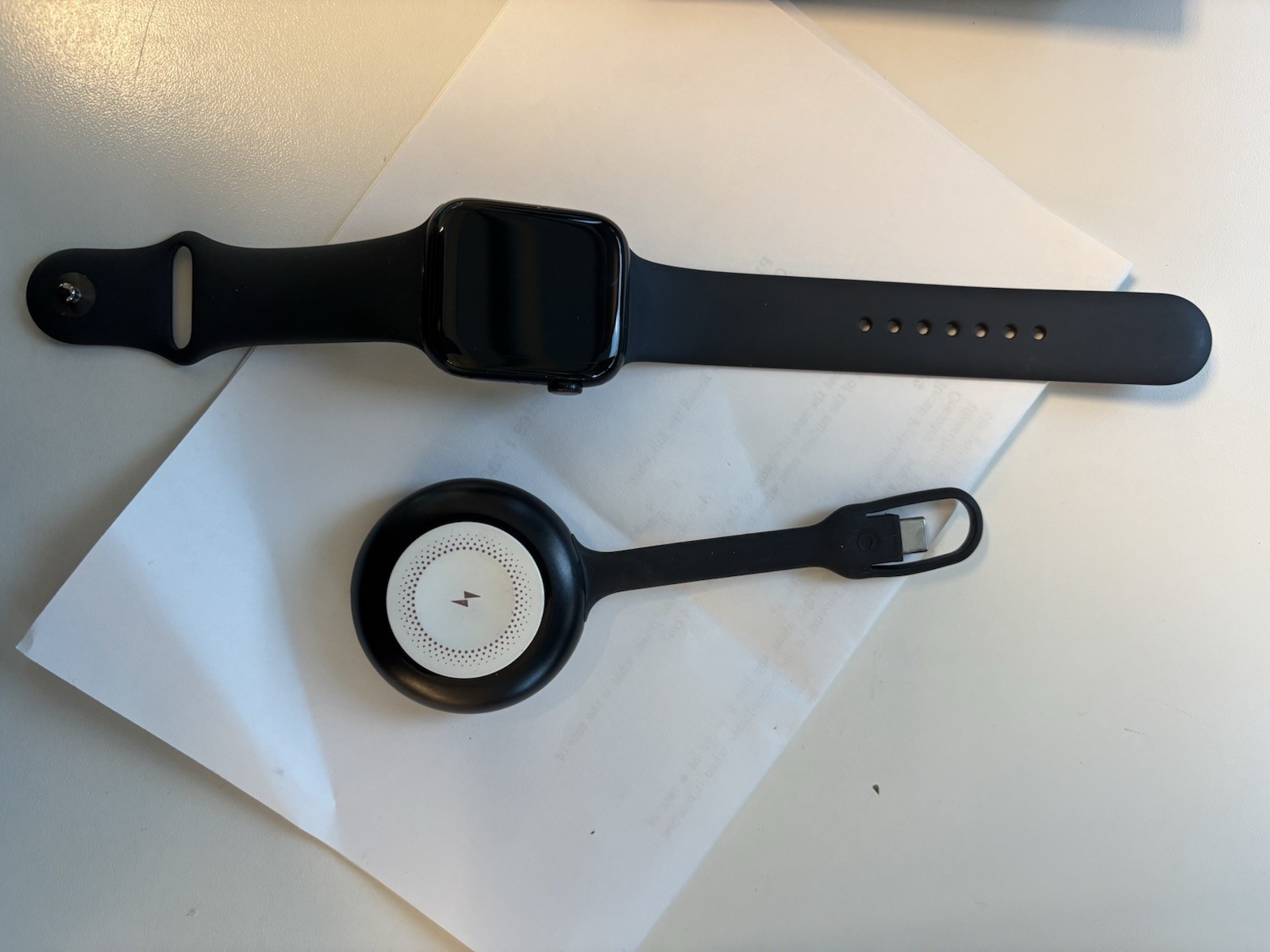 Apple Watch Series SE (2nd gen) 44mm Black Aluminum