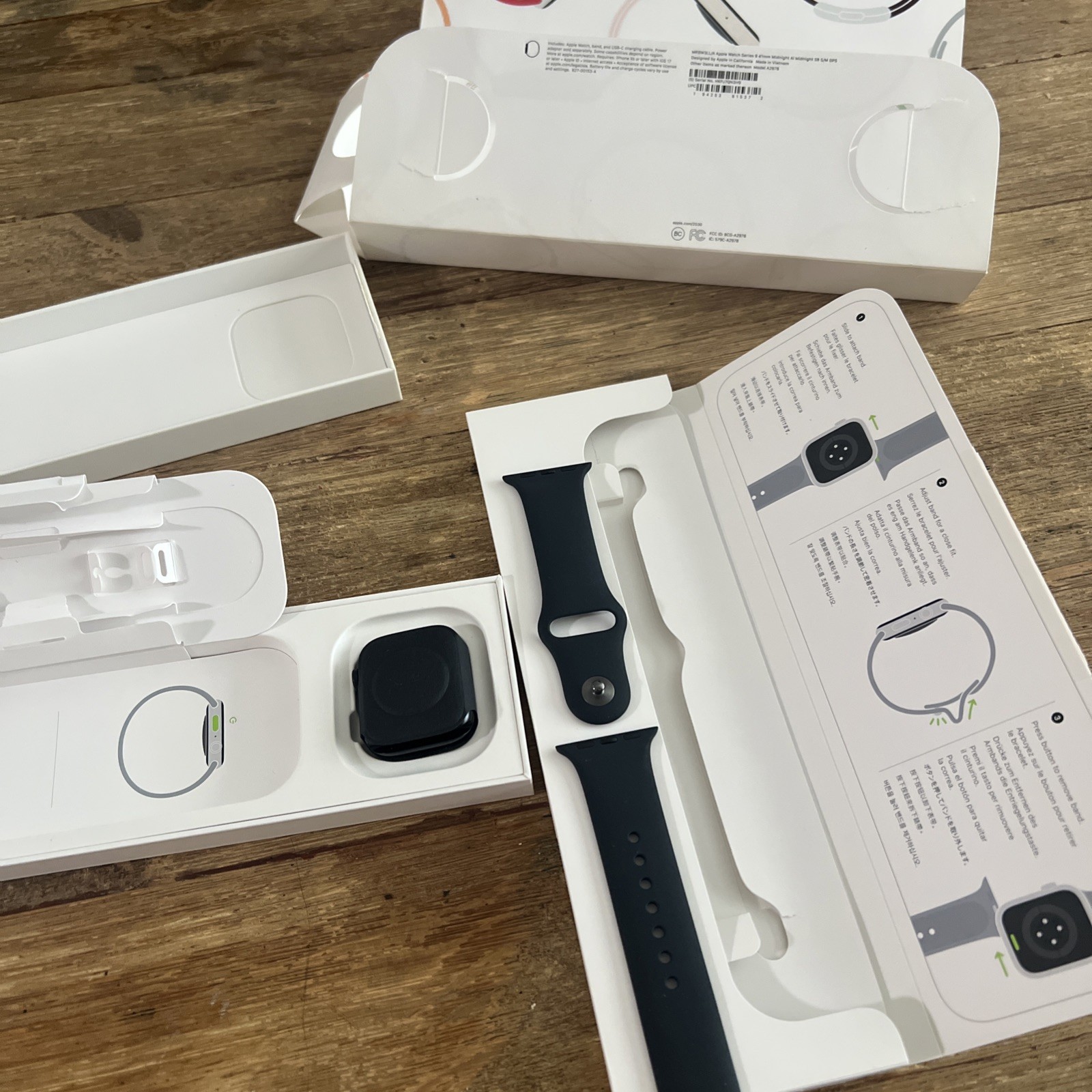Apple Watch Series 9 41mm Aluminum Case with Sport Band – Midnight, S/M (GPS +