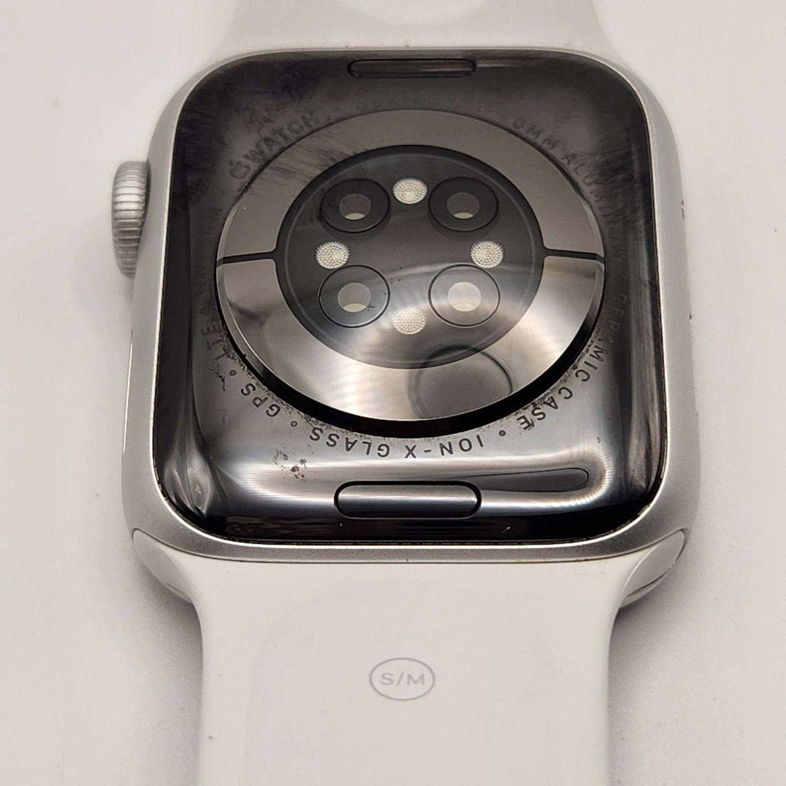 Apple 40mm Apple Watch Series 6 GPS/CELL PARTS OR REPAIR