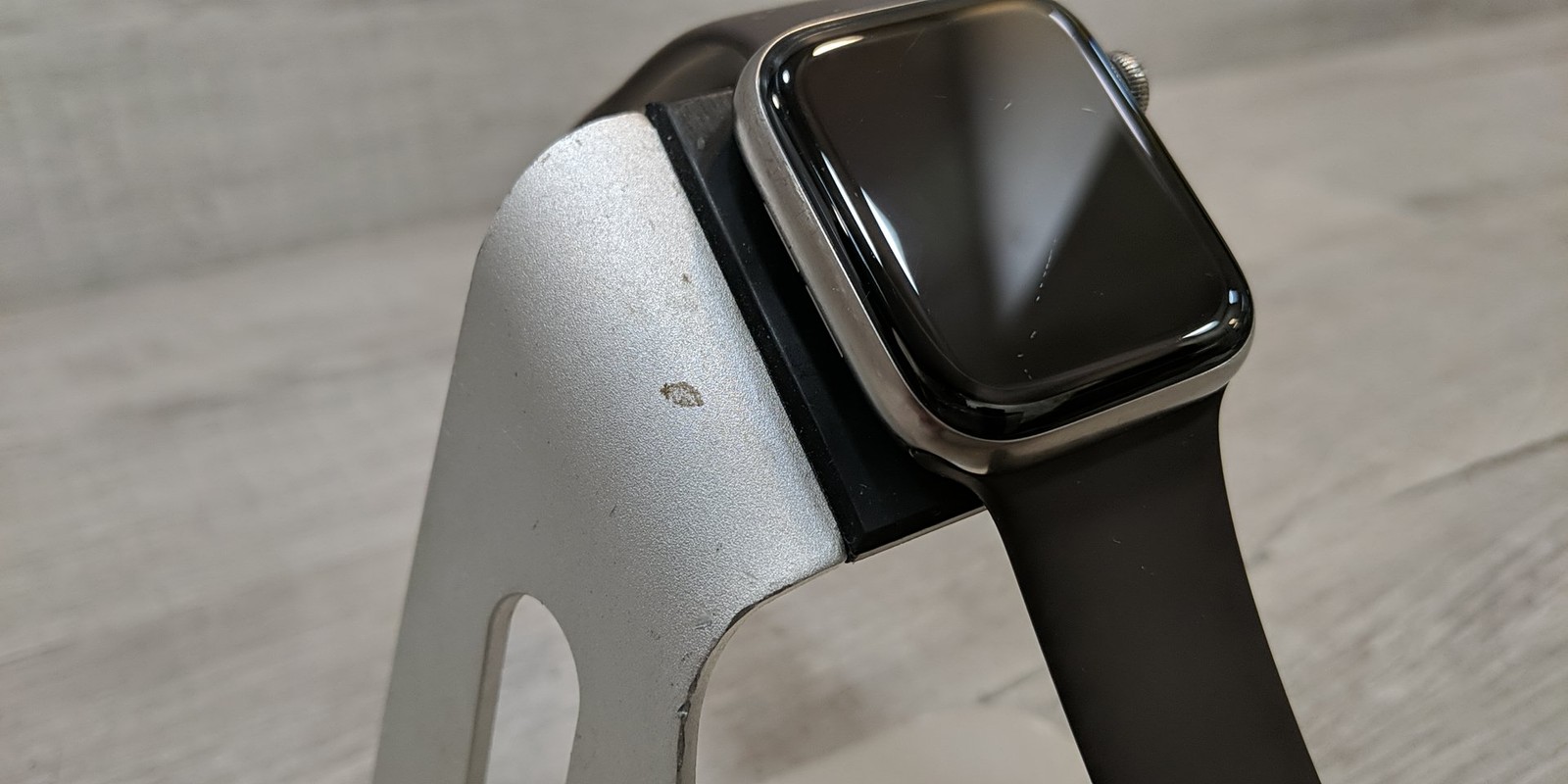 Apple Watch Series 5 Edition Titanium Sport 44 MM GPS+Cellular