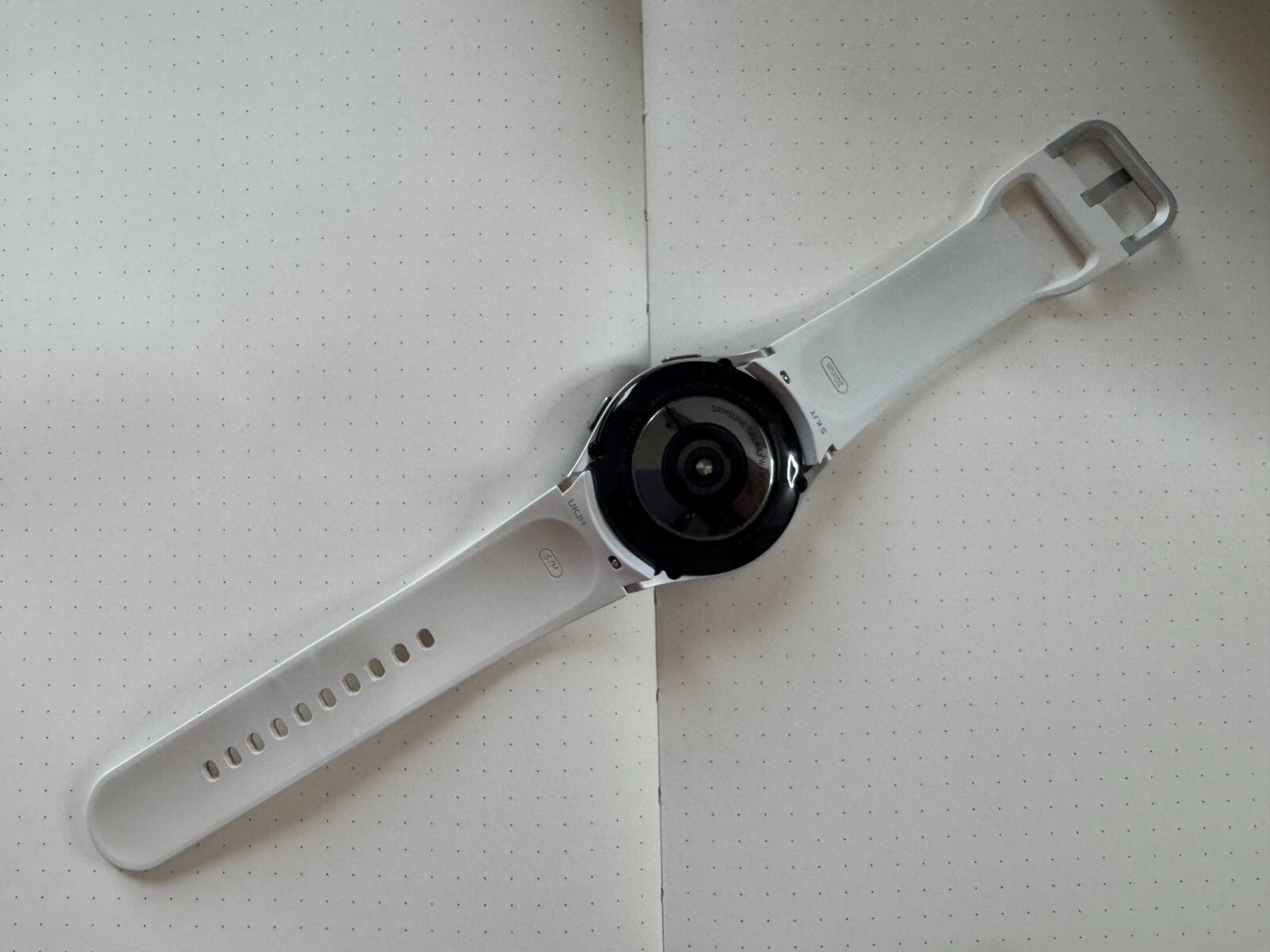 Samsung Galaxy Watch6 SM-R940 44mm Aluminum Case with Sport Band – Silver…