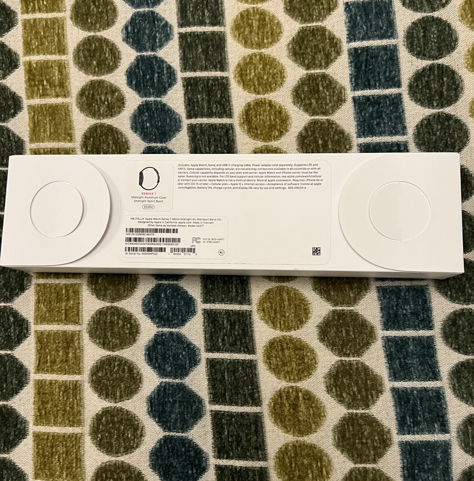 Apple Watch Series 7 45mm Aluminum Case with Sport Band – Midnight, Regular (GPS