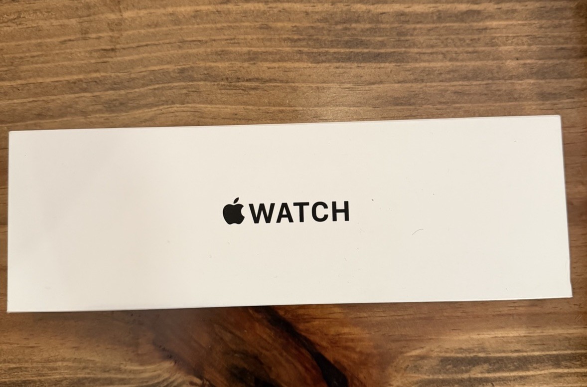 Apple Watch SE 3rd Gen 40mm Midnight Aluminum with Midnight Sport New Sealed