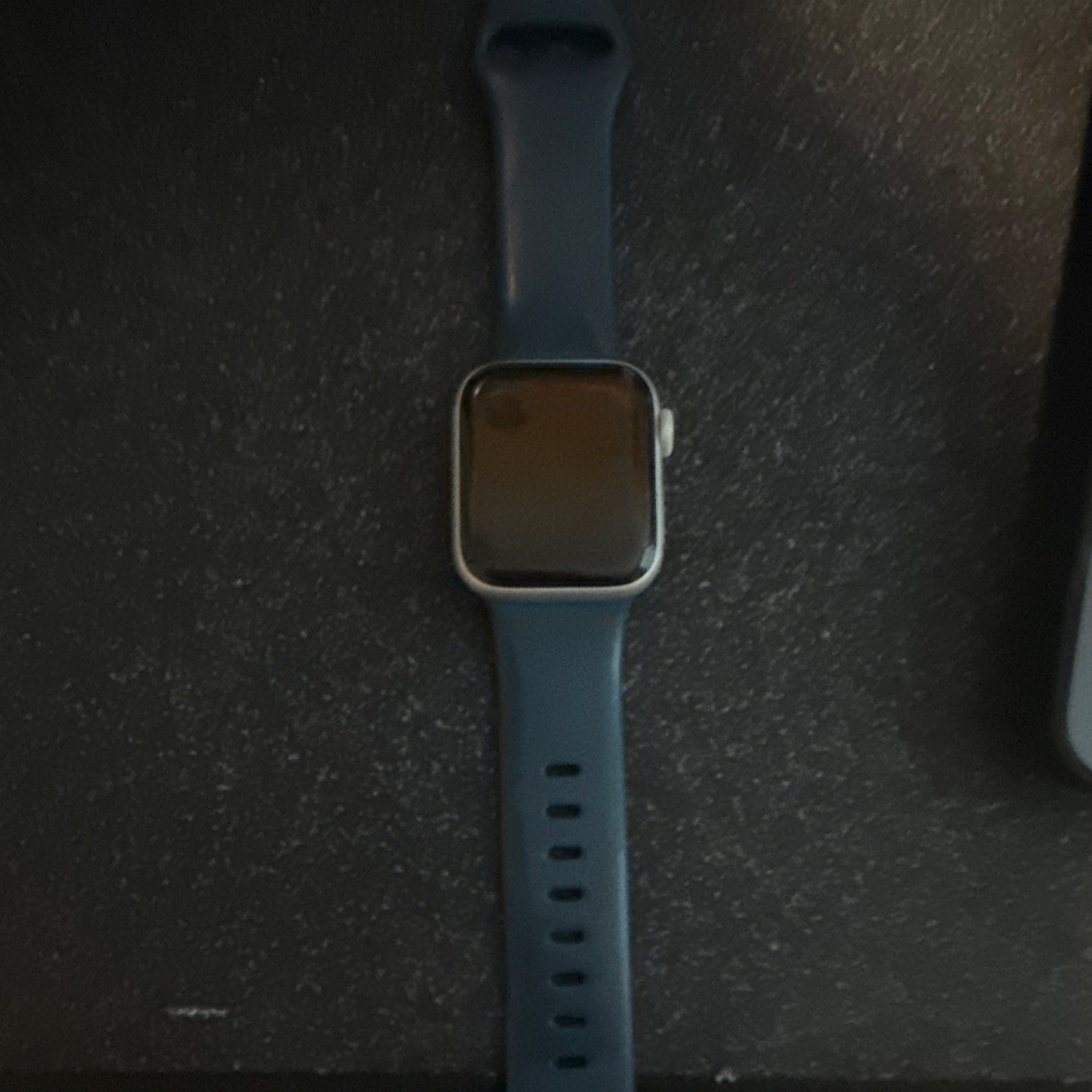 Apple Watch 40mm Silver Aluminum, Blue Silicone Band, Touch Screen 32GB