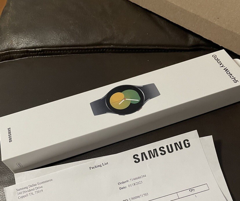 Samsung Galaxy Watch5 Aluminum Smartwatch 40mm BT Graphite SM-R900NZAAXAA
