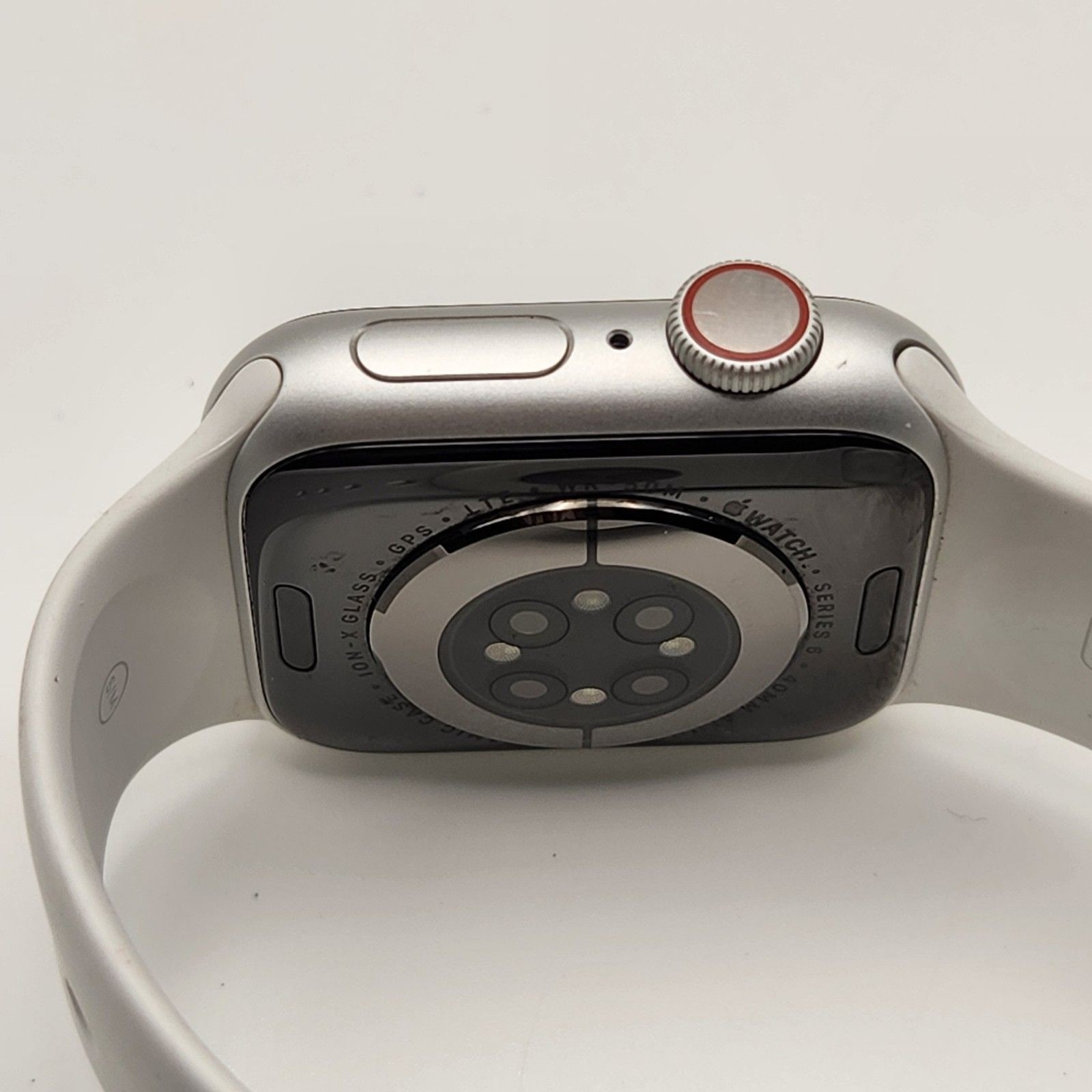 Apple 40mm Apple Watch Series 6 GPS/CELL PARTS OR REPAIR